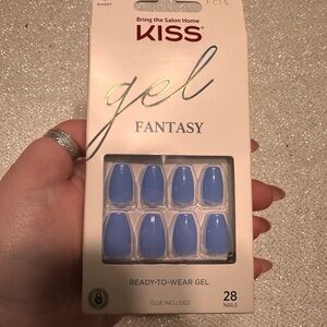 KISS Gel Fantasy Ready-to-Wear Blue Nails